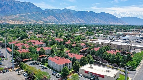 A stunning mountainous suburban area in Orem Utah.