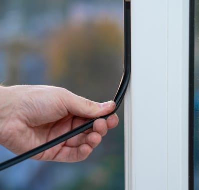 Sealing windows to keep bugs out
